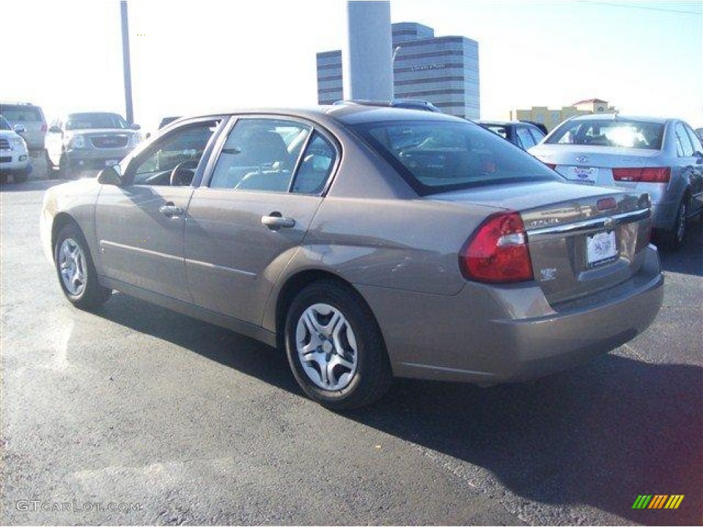 2007 Malibu LS Sedan - Sandstone Metallic / Cashmere Beige photo #5