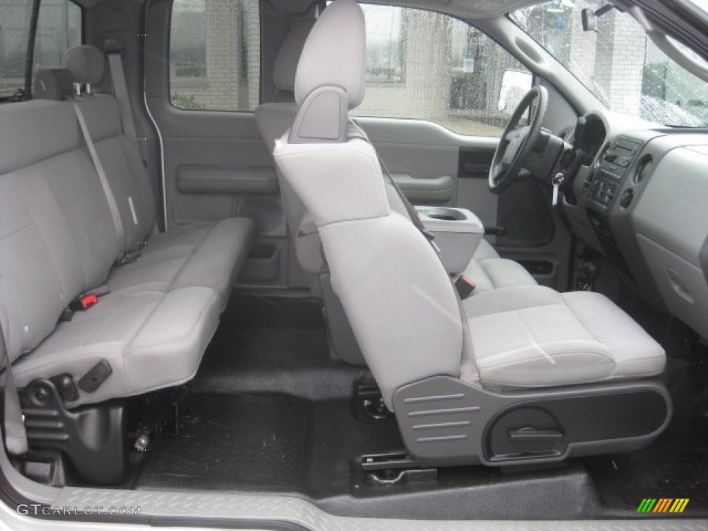 2006 F150 STX SuperCab 4x4 - Silver Metallic / Medium/Dark Flint photo #2