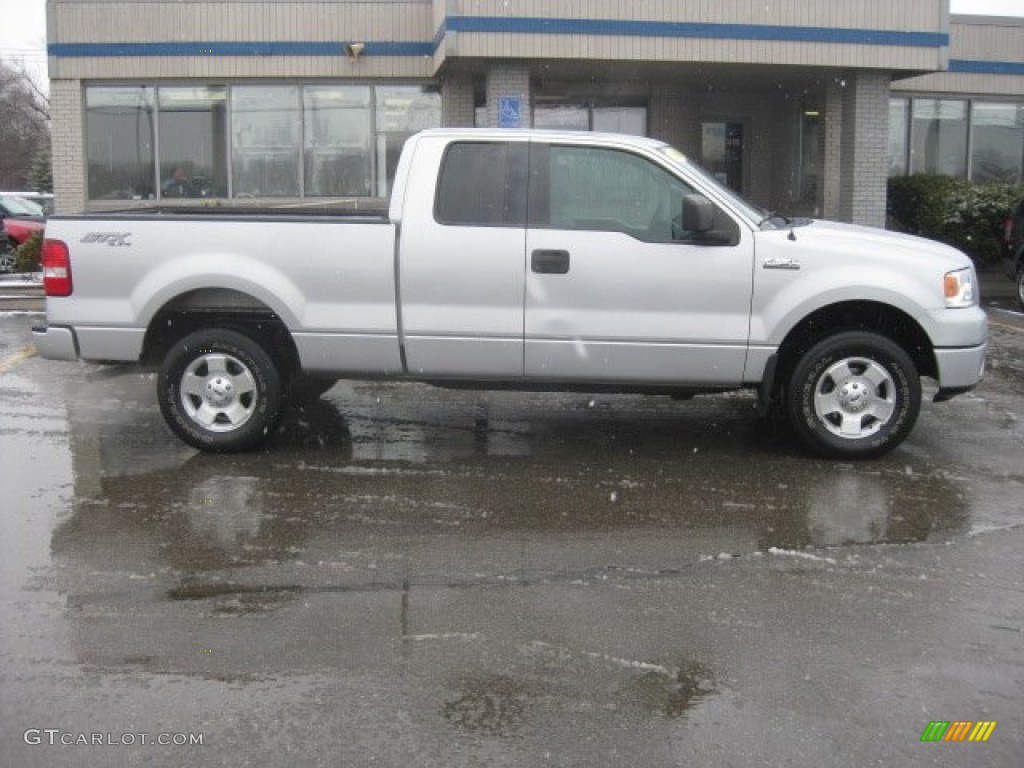 2006 F150 STX SuperCab 4x4 - Silver Metallic / Medium/Dark Flint photo #4