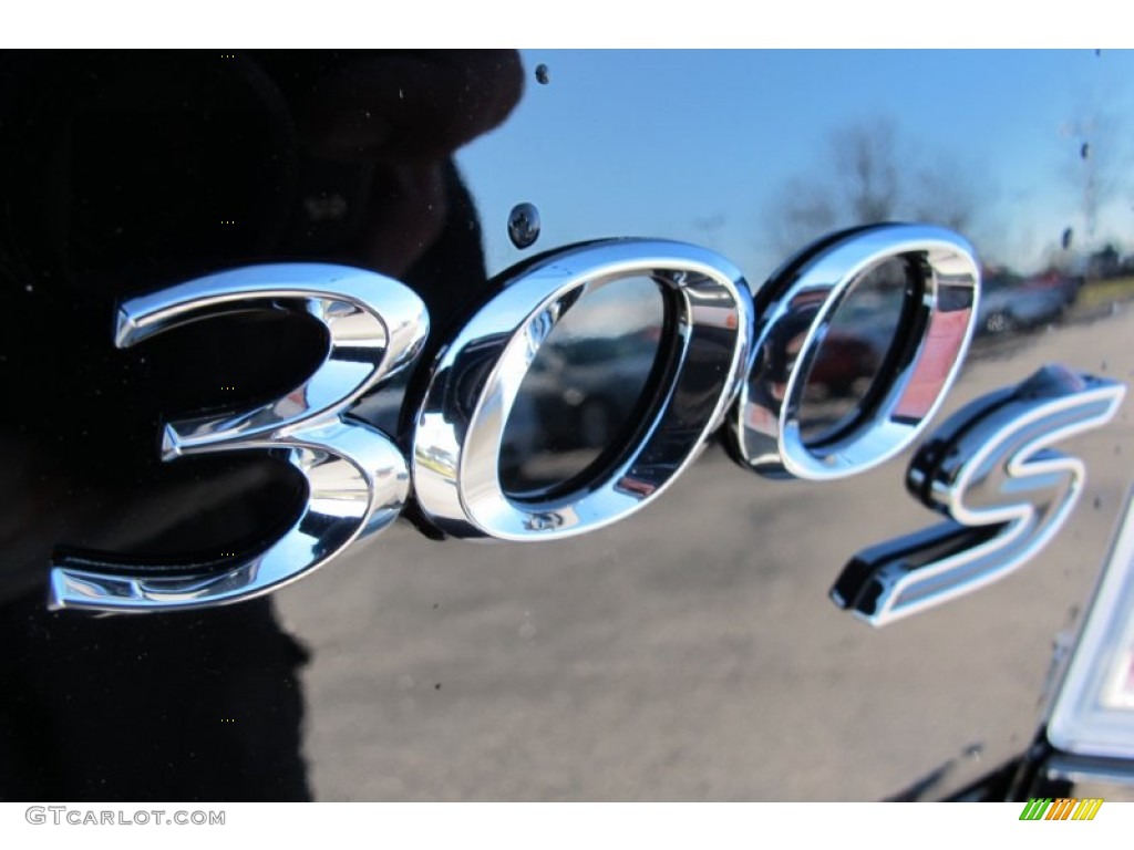 2012 Chrysler 300 S V6 Marks and Logos Photo #58853802