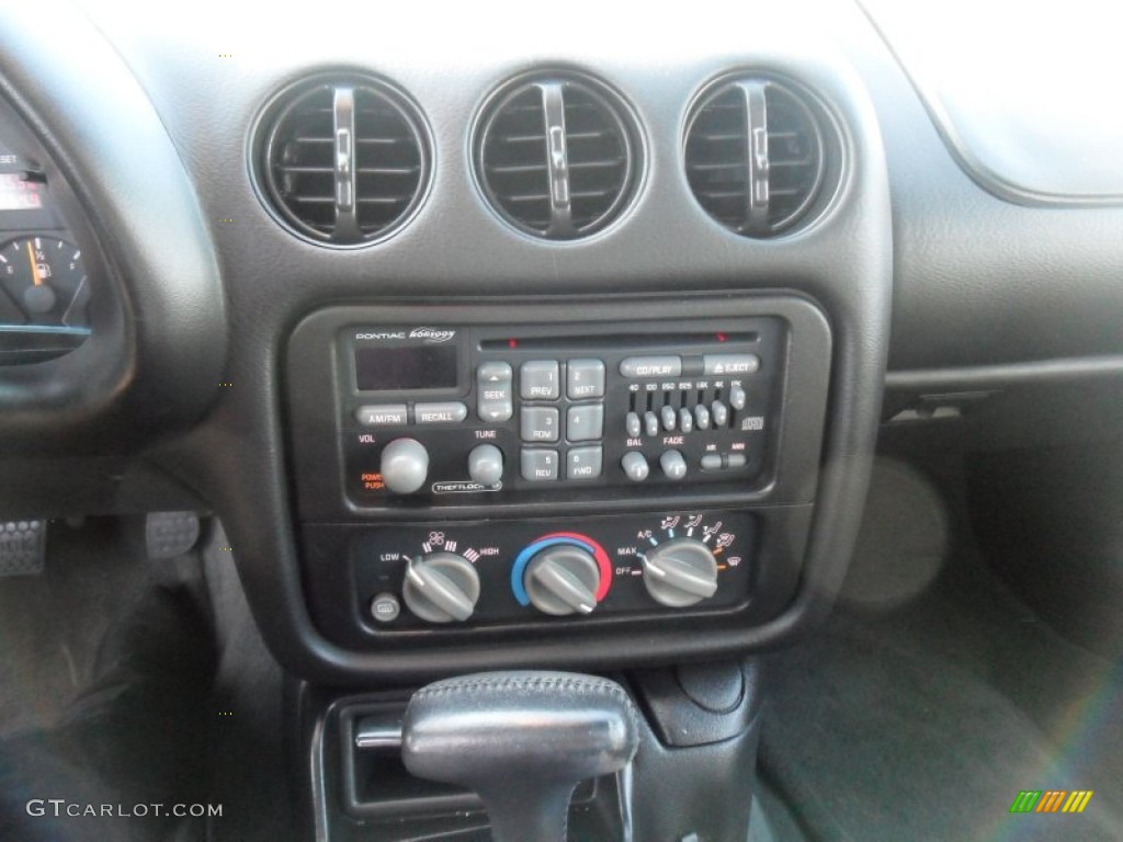 2000 Pontiac Firebird Formula Coupe Controls Photo #58855986