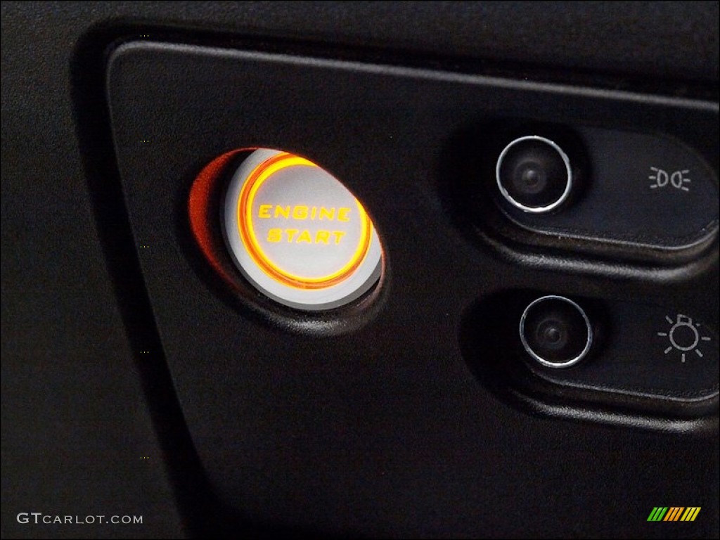 2006 Lotus Elise Standard Elise Model Controls Photo #58856512