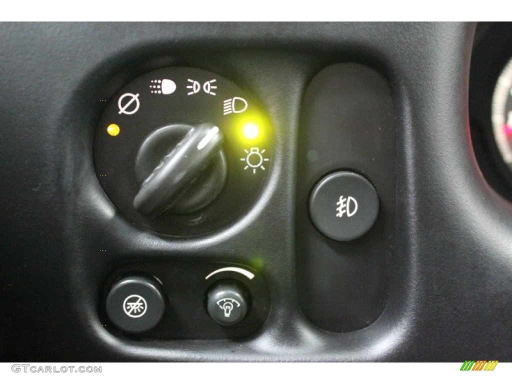2006 Chevrolet TrailBlazer SS AWD Controls Photo #58857271