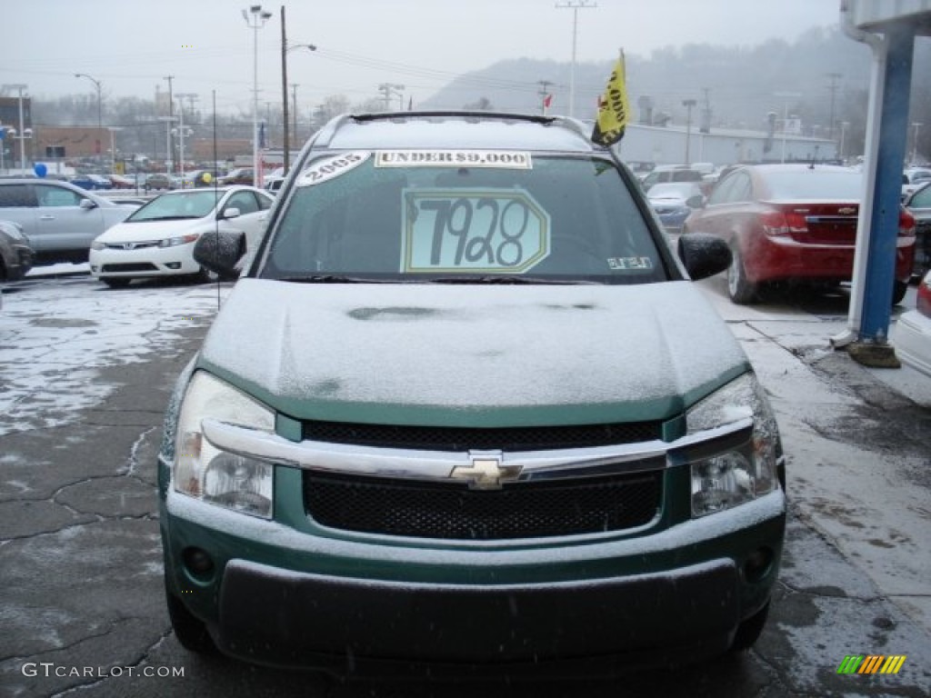 2005 Equinox LS - Meander Green Metallic / Light Gray photo #3