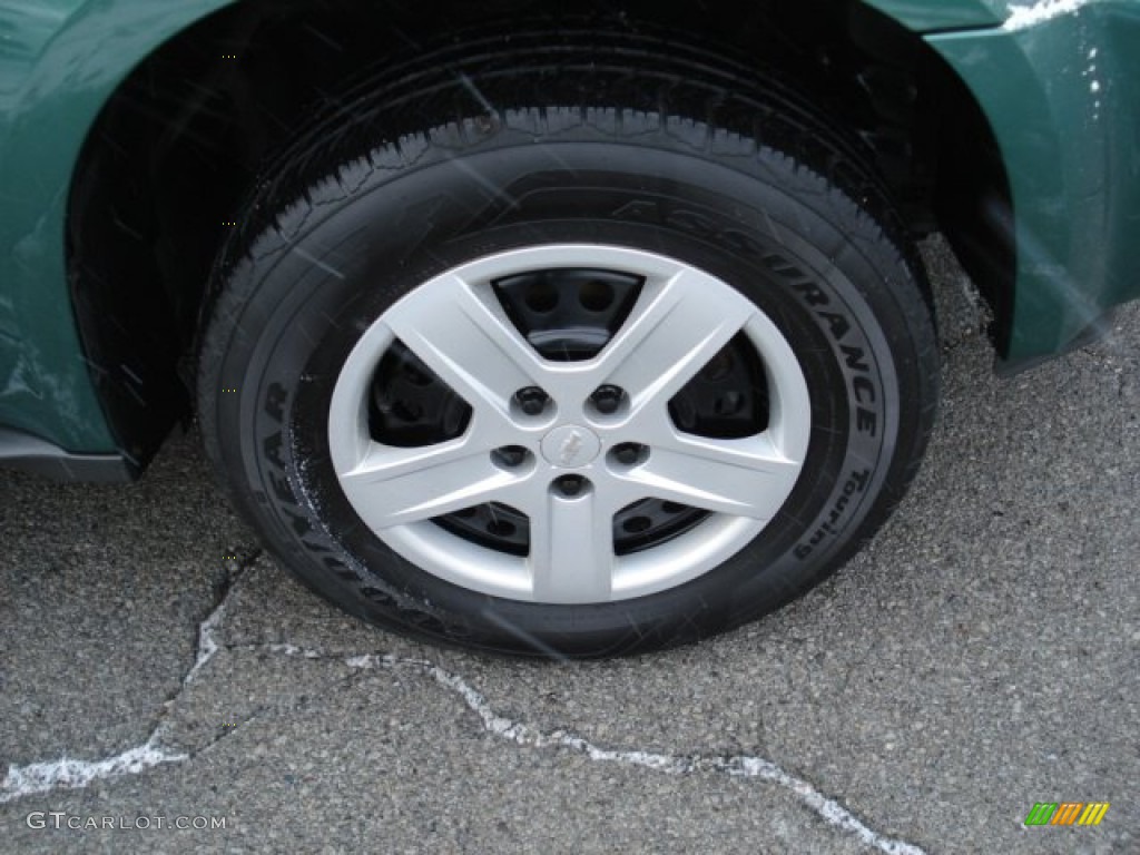 2005 Equinox LS - Meander Green Metallic / Light Gray photo #10