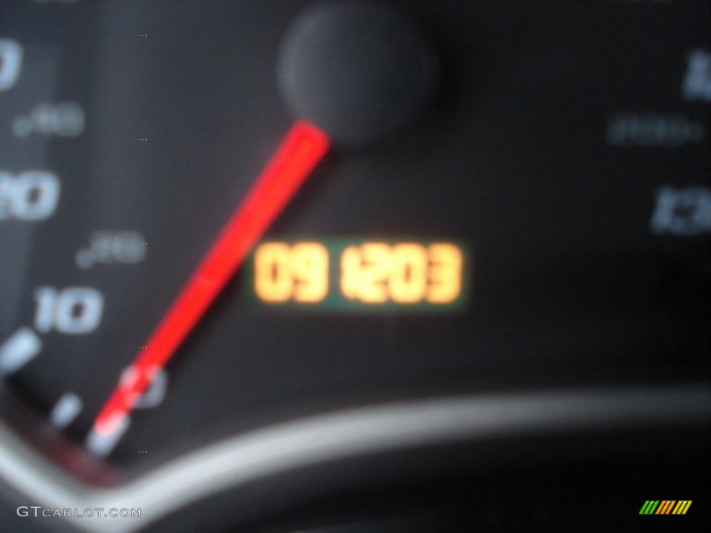 2005 Equinox LS - Meander Green Metallic / Light Gray photo #24