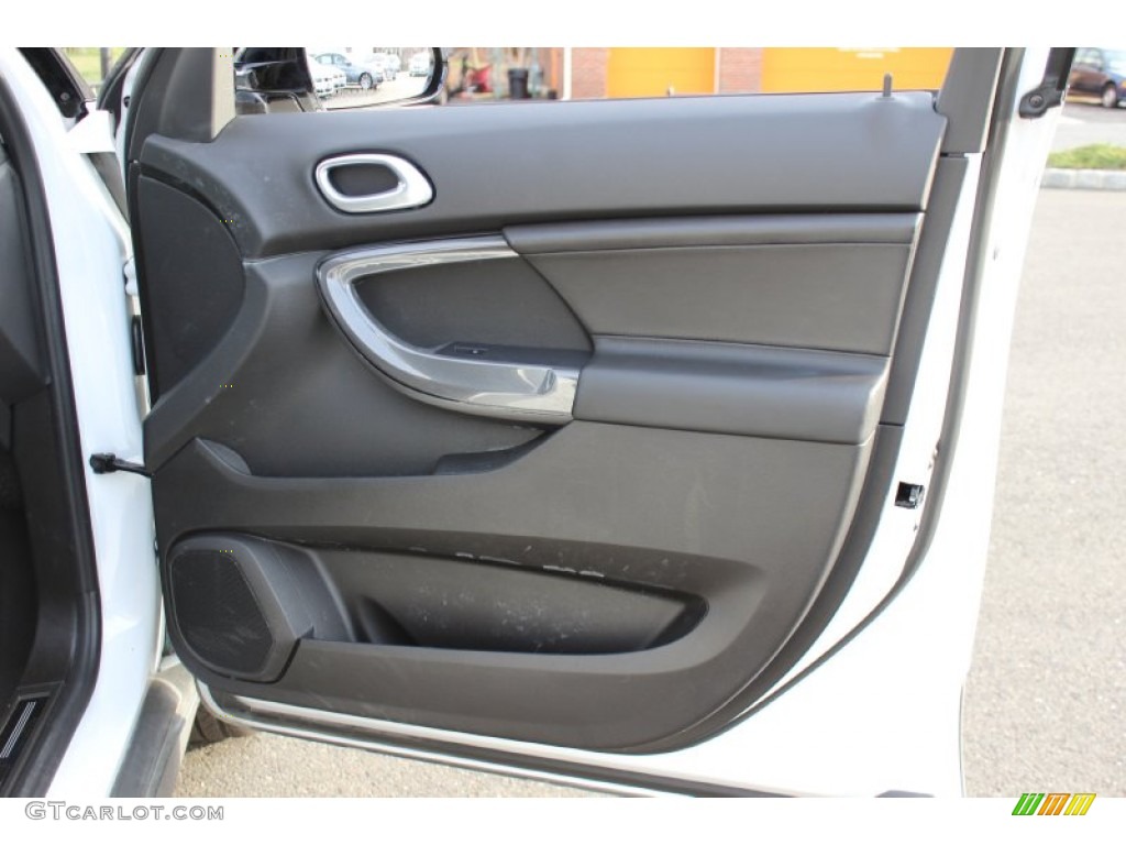 2011 Saab 9-4X Aero XWD Door Panel Photos