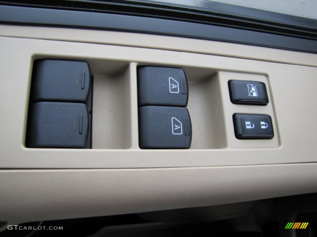 2008 Nissan Titan XE Crew Cab 4x4 Controls Photo #58860217