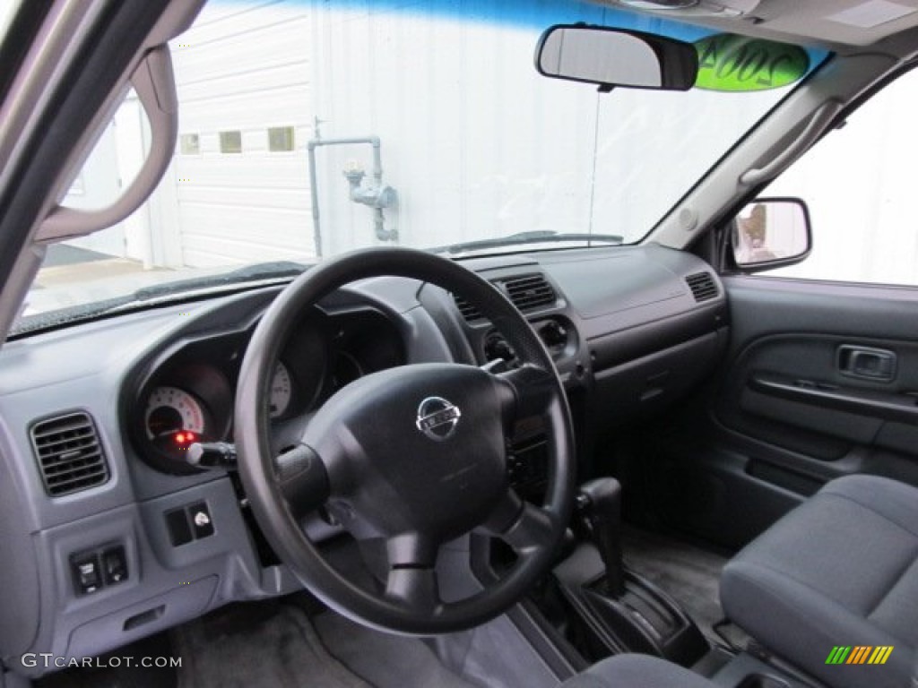 2004 Nissan Frontier XE V6 King Cab 4x4 Dashboard Photos
