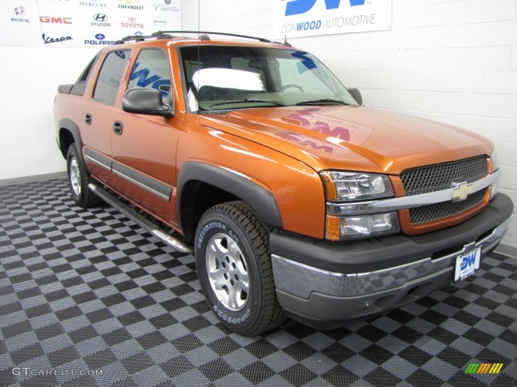 2005 Avalanche Z71 4x4 - Sunburst Orange Metallic / Gray/Dark Charcoal photo #1