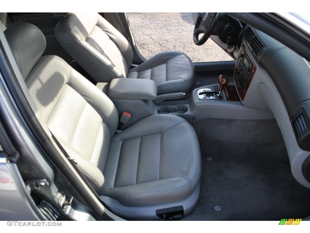 2003 Volkswagen Passat GLX Wagon Interior Color Photos