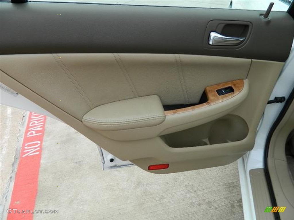 2003 Accord EX V6 Sedan - Taffeta White / Ivory photo #11