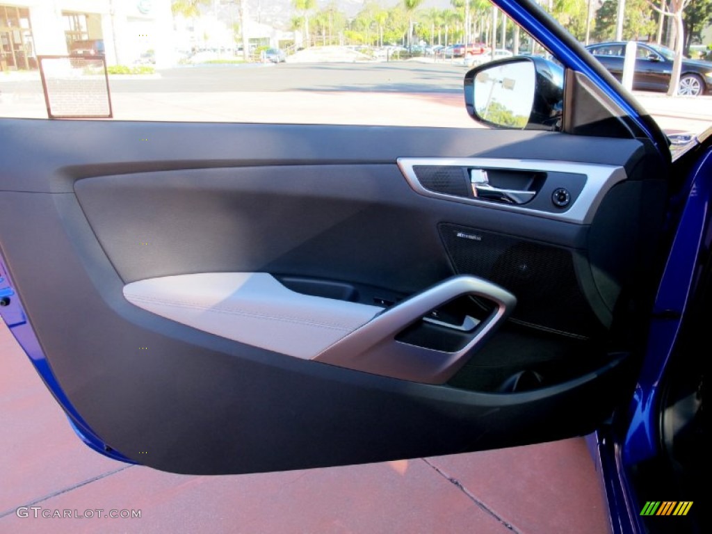 2012 Hyundai Veloster Standard Veloster Model Gray Door Panel Photo #58869558