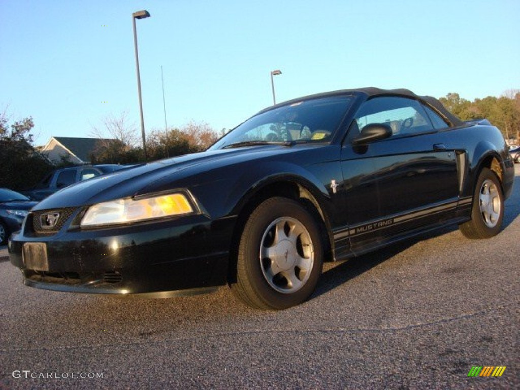 2000 Mustang V6 Convertible - Black / Medium Parchment photo #1
