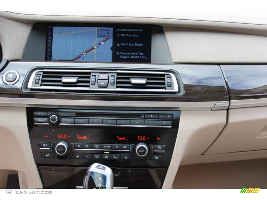2010 BMW 7 Series 750Li xDrive Sedan Controls Photo #58874097