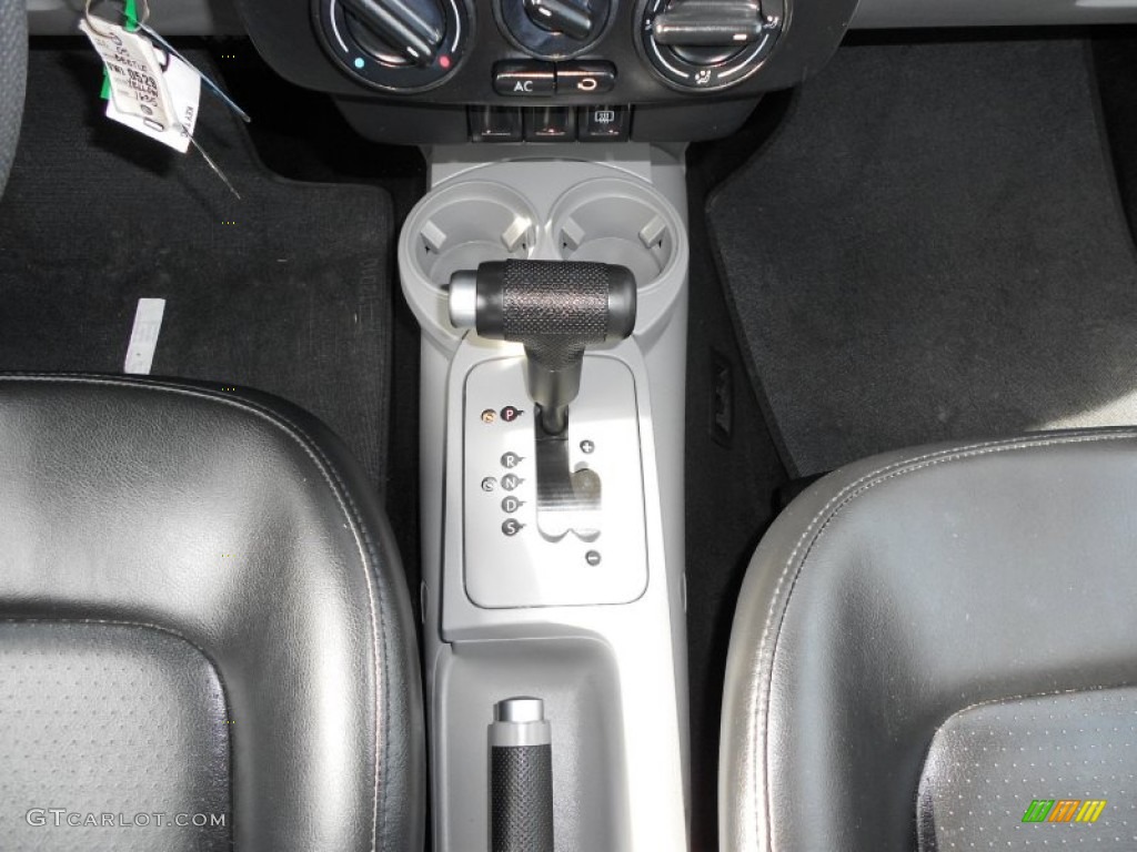 2005 Volkswagen New Beetle GL Coupe Transmission Photos