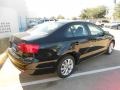 Black - Jetta SE Sedan Photo No. 7