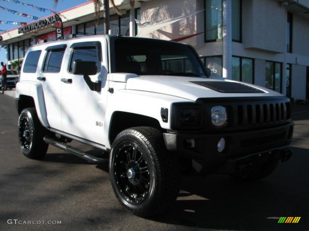Birch White 2006 Hummer H3 Standard H3 Model Exterior Photo #58876266