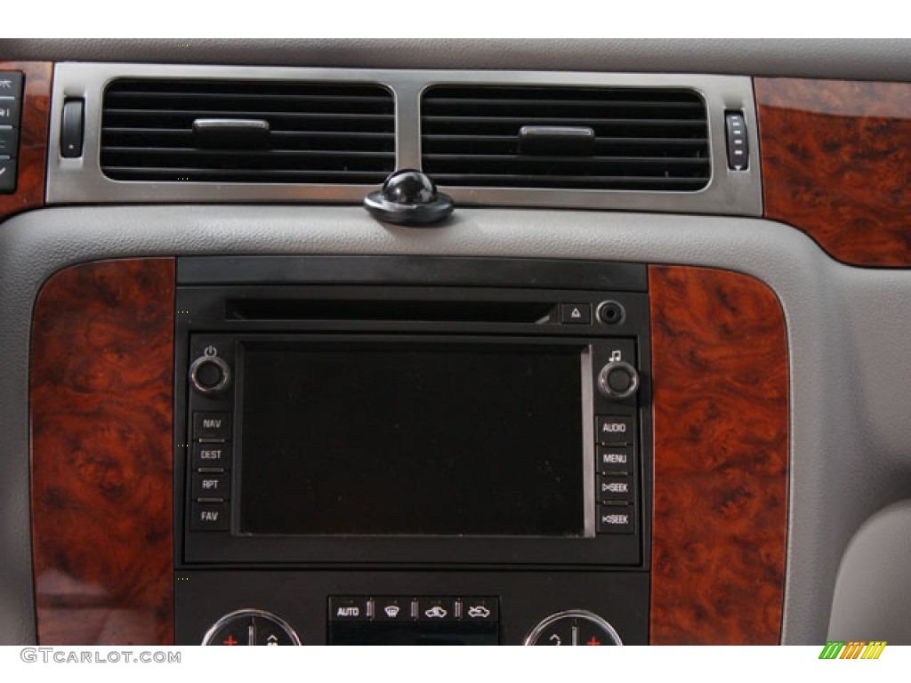 2007 Avalanche LTZ 4WD - Summit White / Dark Titanium/Light Titanium photo #10