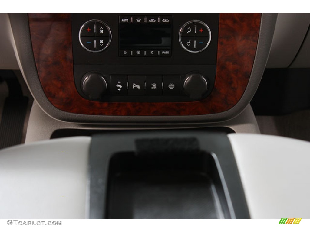 2007 Avalanche LTZ 4WD - Summit White / Dark Titanium/Light Titanium photo #11