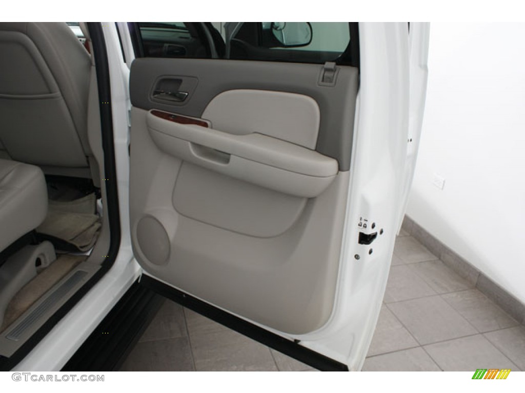 2007 Avalanche LTZ 4WD - Summit White / Dark Titanium/Light Titanium photo #13
