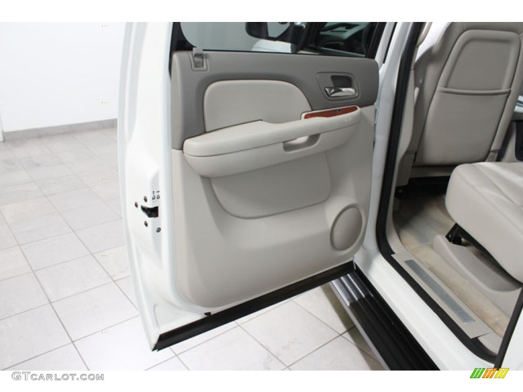 2007 Avalanche LTZ 4WD - Summit White / Dark Titanium/Light Titanium photo #14