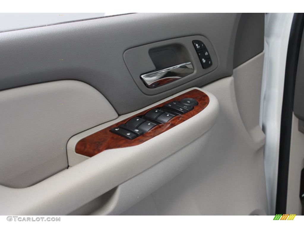 2007 Avalanche LTZ 4WD - Summit White / Dark Titanium/Light Titanium photo #16