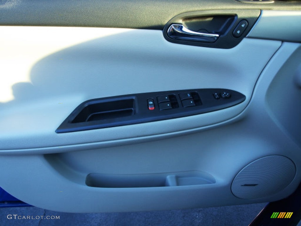 2006 Impala SS - Laser Blue Metallic / Gray photo #15