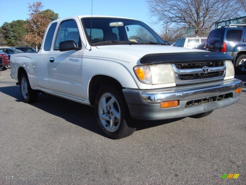 1999 Tacoma SR5 V6 Extended Cab - Natural White / Oak photo #1