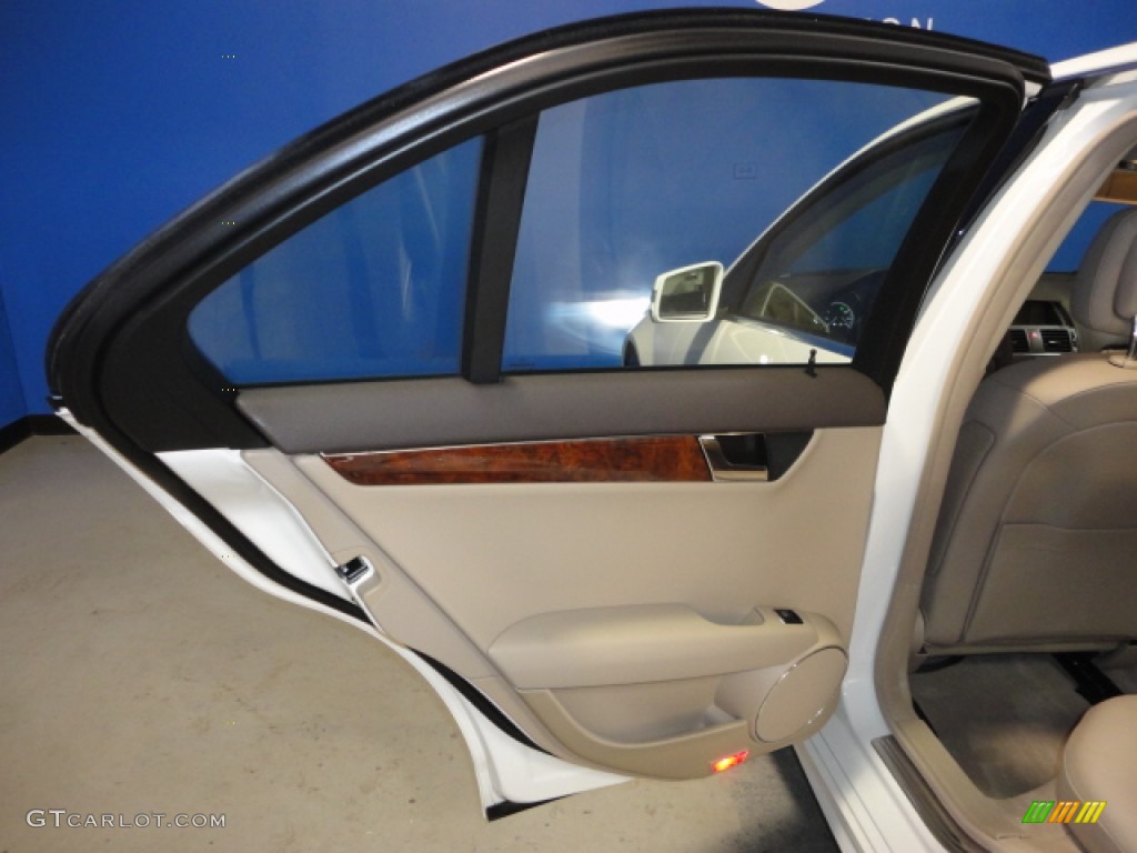 2011 C 300 Sport 4Matic - Arctic White / Almond/Mocha photo #17