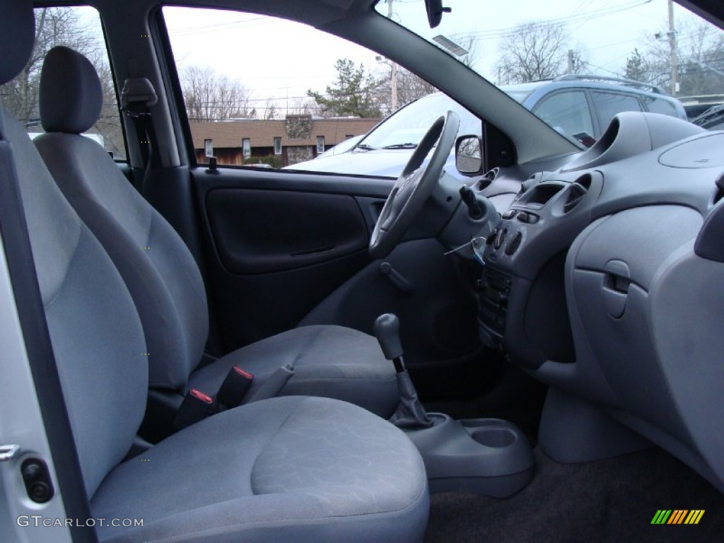 2003 ECHO Sedan - Silver Streak Mica / Shadow Gray photo #13