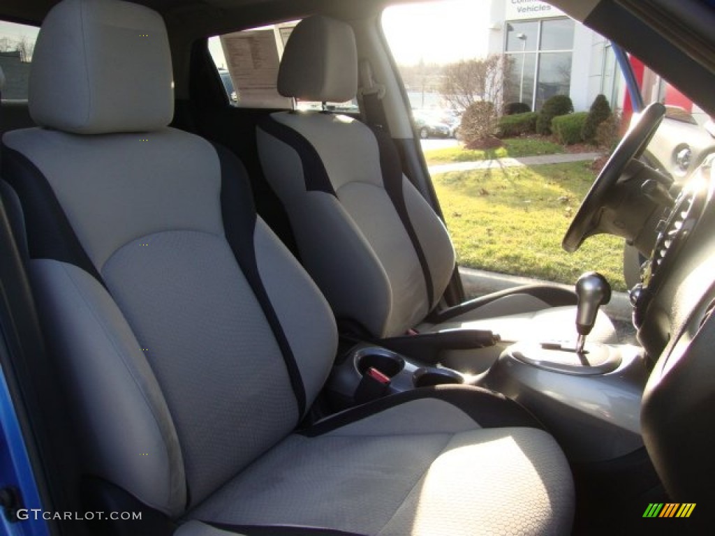 Gray/Silver Trim Interior 2011 Nissan Juke SV AWD Photo #58887561