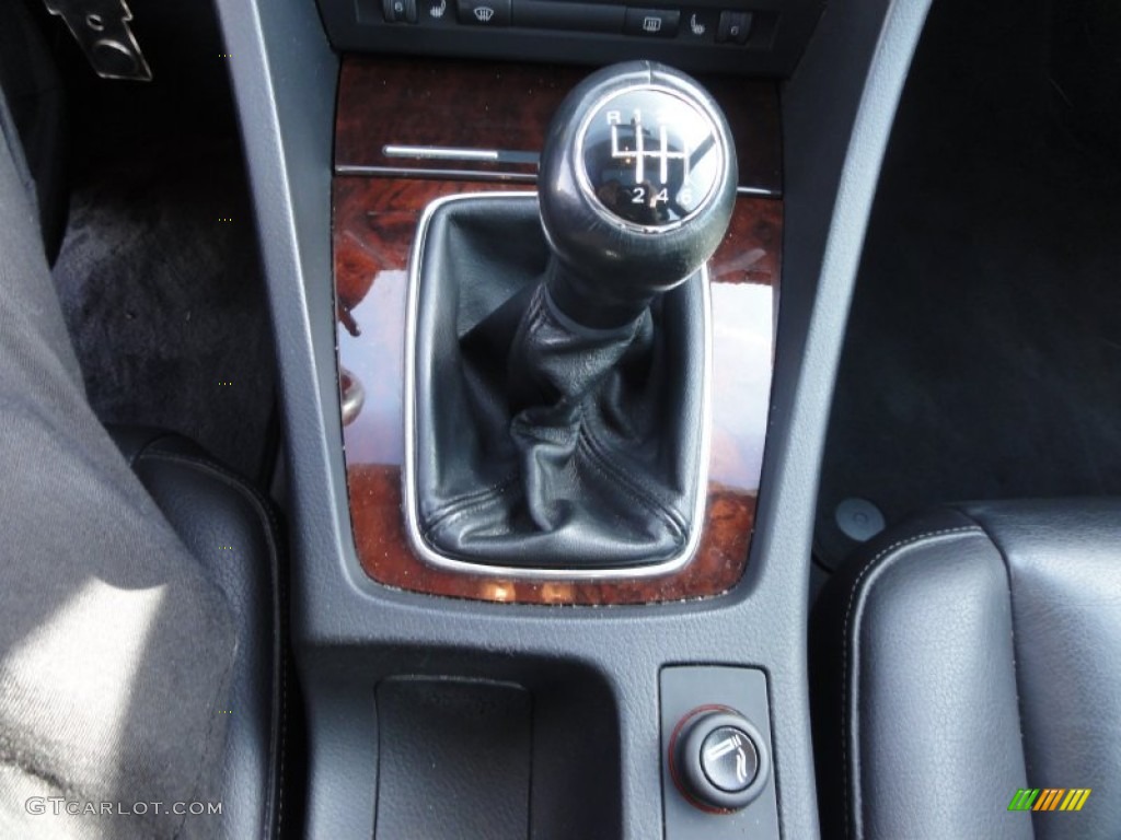 2005 Audi A4 3.0 quattro Sedan Transmission Photos