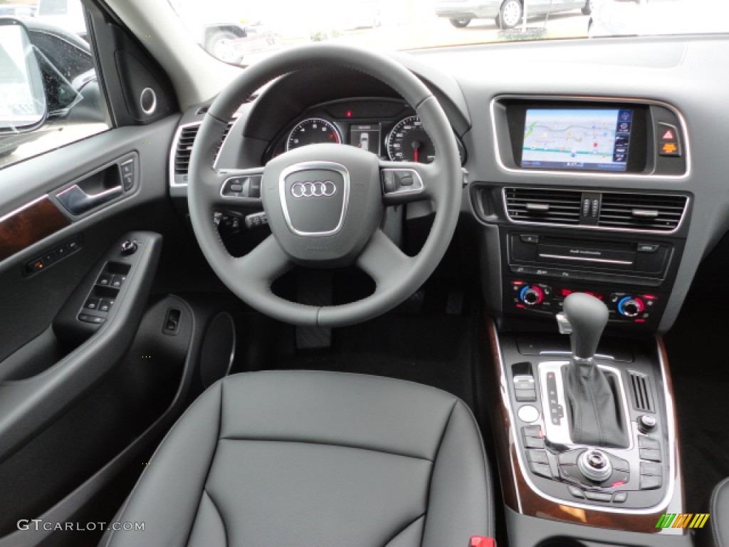 2012 Audi Q5 3.2 FSI quattro Black Dashboard Photo #58889688