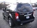 Super Black - Pathfinder LE 4x4 Photo No. 6
