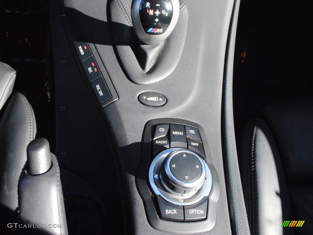 2010 BMW M3 Sedan Controls Photo #58891872