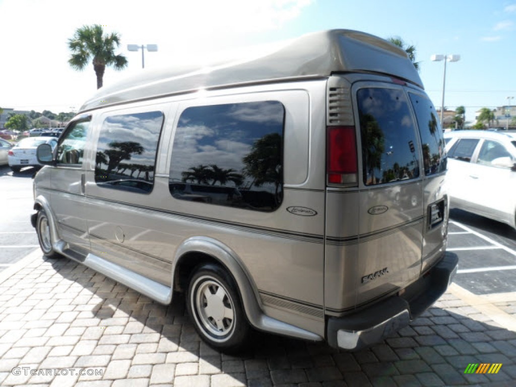 Light Autumnwood Metallic 2000 GMC Savana Van 1500 Passenger Conversion Exterior Photo #58892487