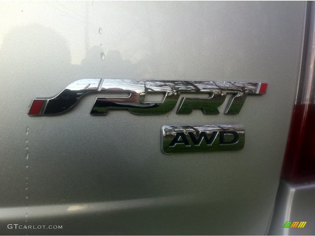 2011 Ford Edge Sport AWD Marks and Logos Photos