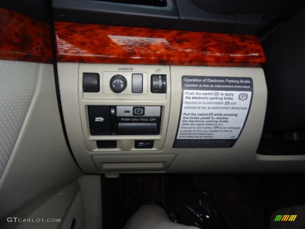 2012 Subaru Outback 3.6R Limited Controls Photo #58897911