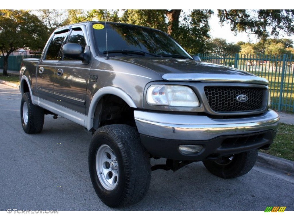 2002 F150 Lariat SuperCrew 4x4 - Dark Shadow Grey Metallic / Medium Graphite photo #18