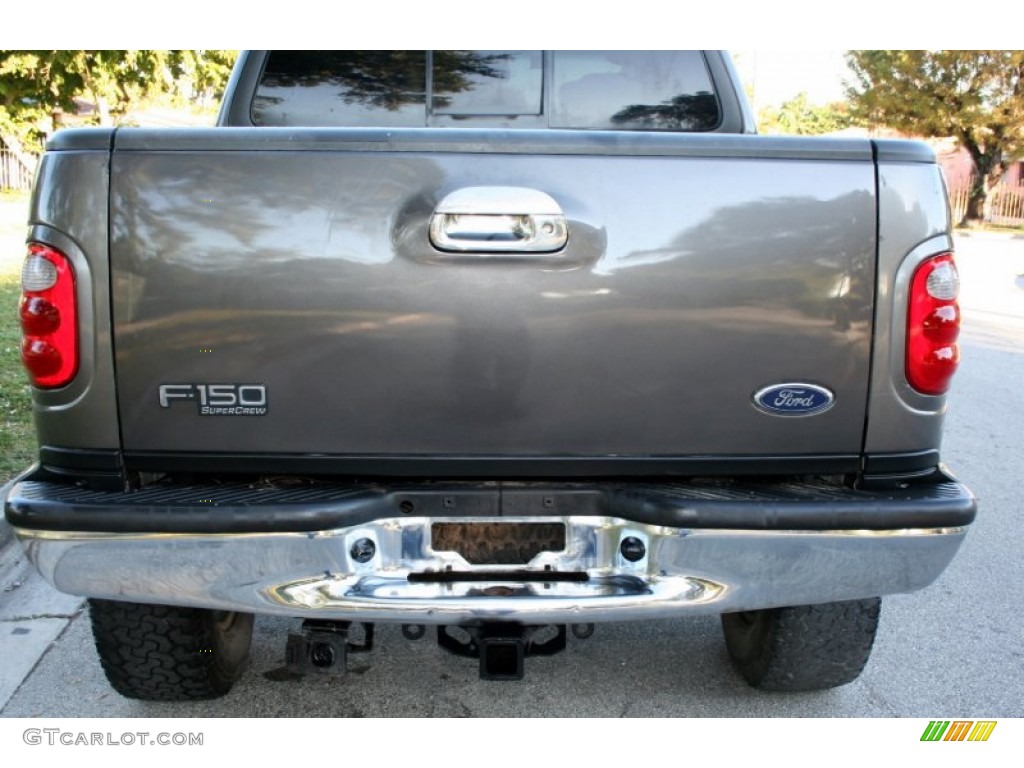 2002 F150 Lariat SuperCrew 4x4 - Dark Shadow Grey Metallic / Medium Graphite photo #20