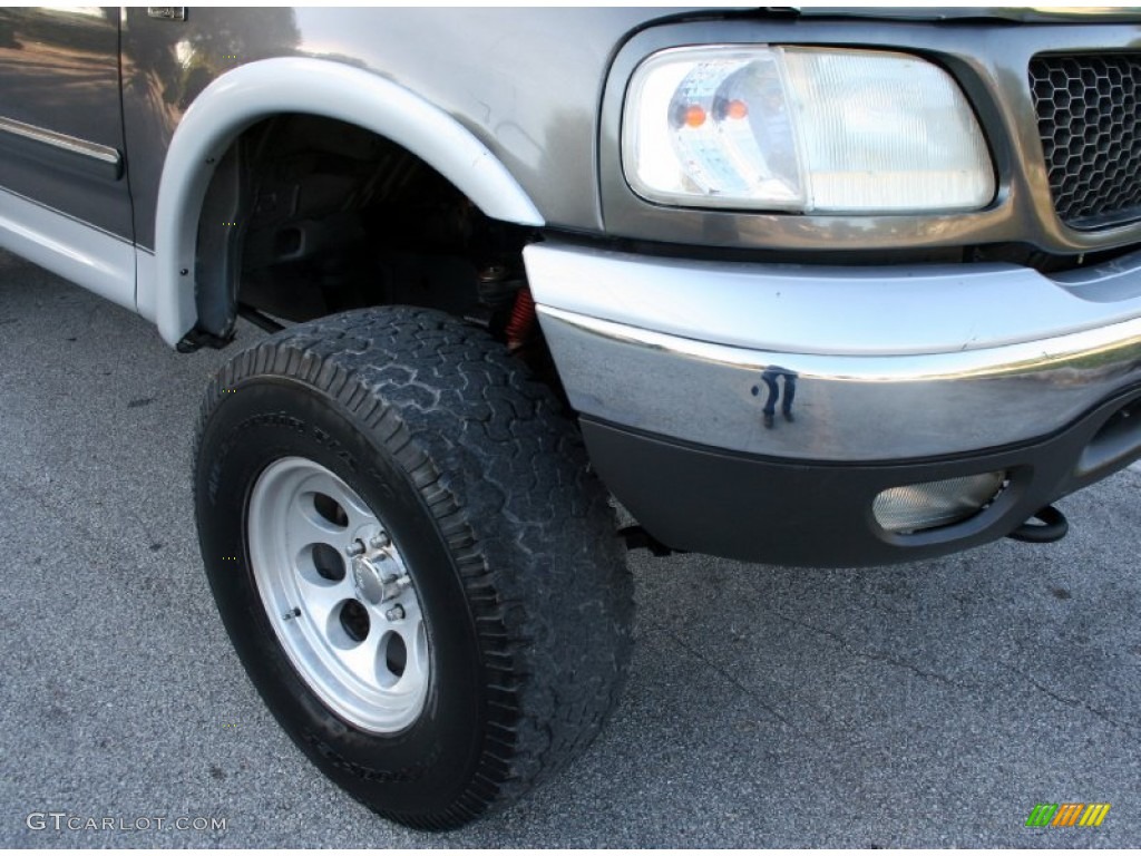 2002 F150 Lariat SuperCrew 4x4 - Dark Shadow Grey Metallic / Medium Graphite photo #21