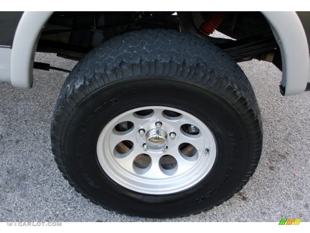2002 F150 Lariat SuperCrew 4x4 - Dark Shadow Grey Metallic / Medium Graphite photo #32
