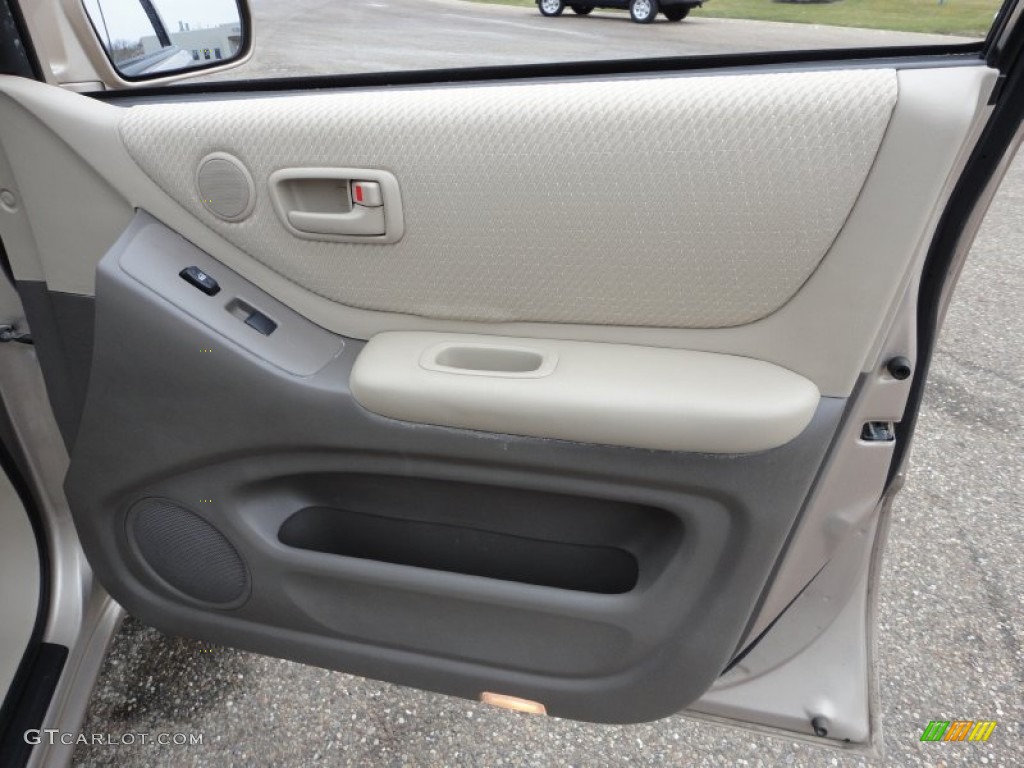 2004 Toyota Highlander I4 Ivory Door Panel Photo #58901829