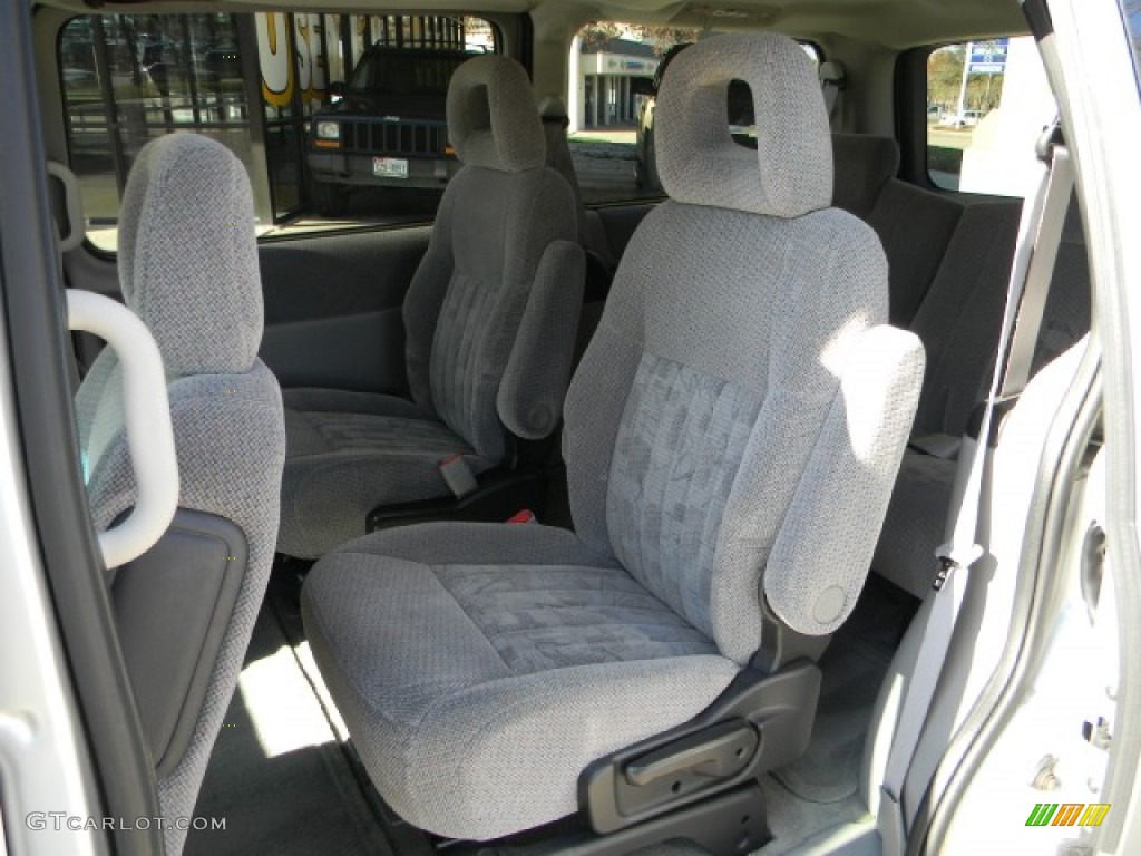 Gray Interior 2002 Pontiac Montana Standard Montana Model Photo #58905193
