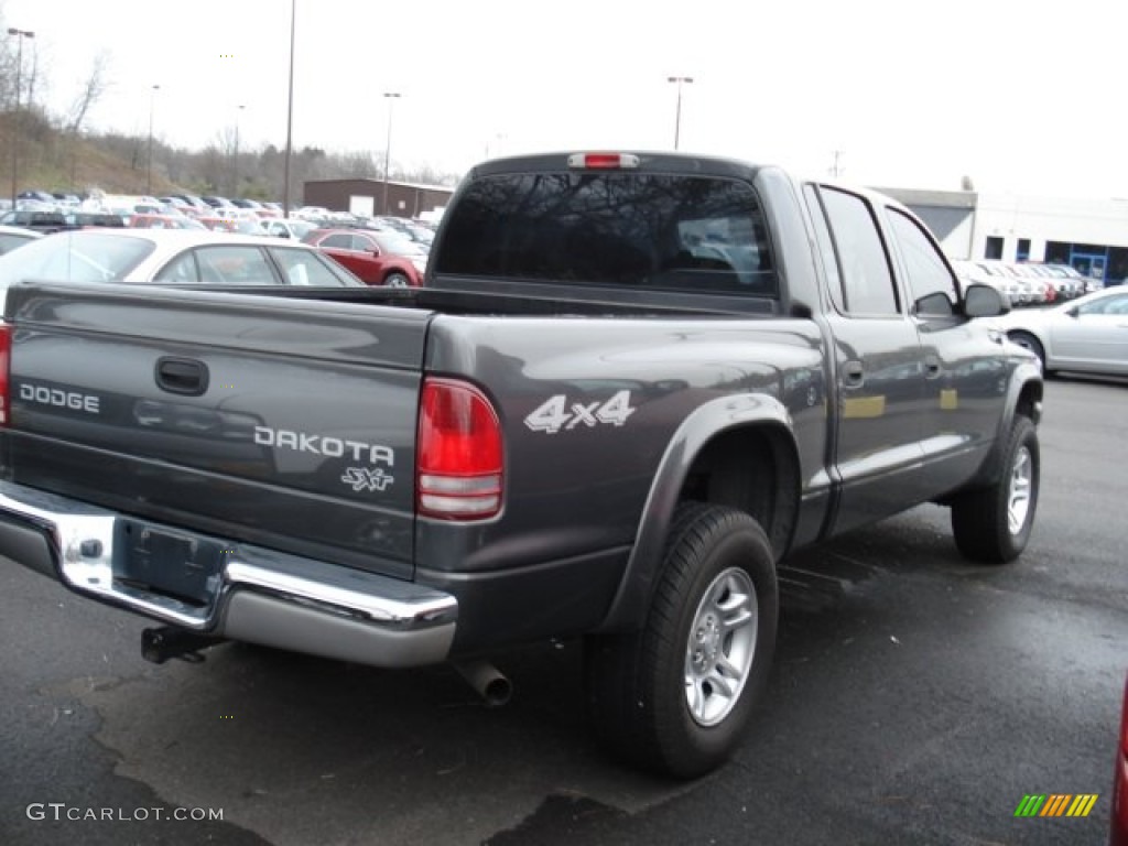 2004 Dakota SXT Quad Cab 4x4 - Graphite Metallic / Dark Slate Gray photo #4