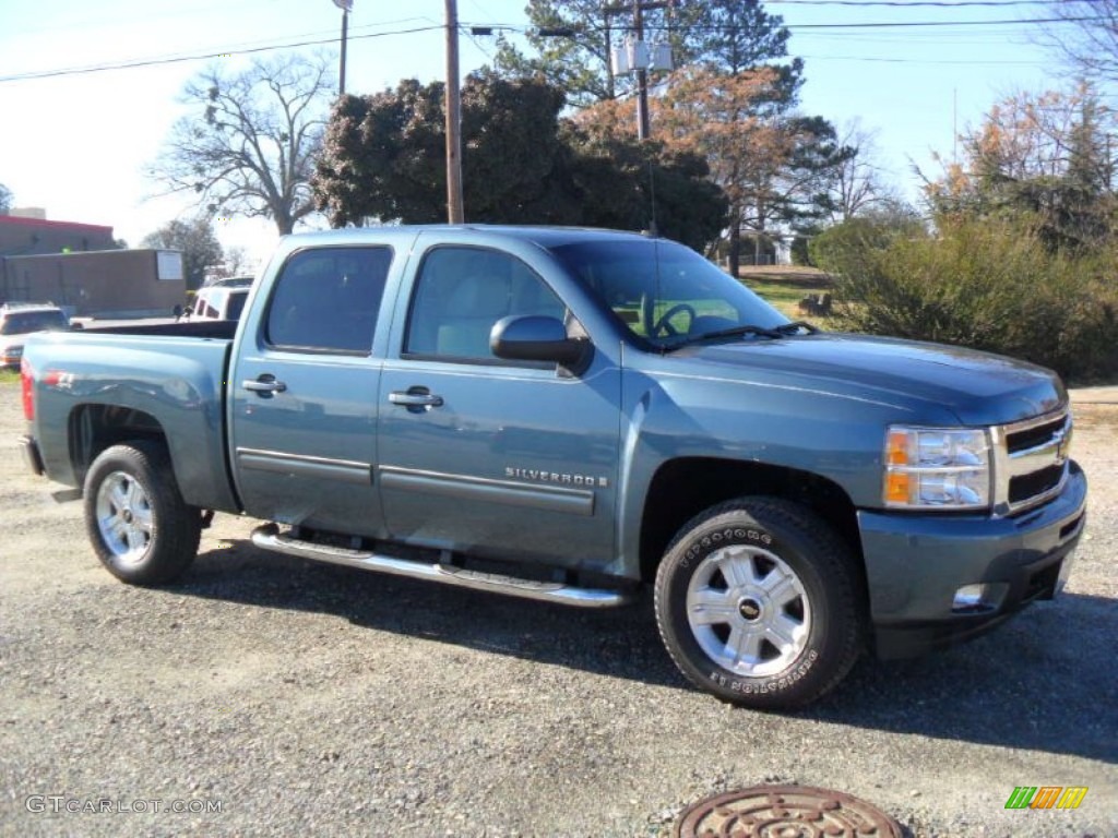 2009 Silverado 1500 LTZ Crew Cab 4x4 - Blue Granite Metallic / Light Titanium photo #5