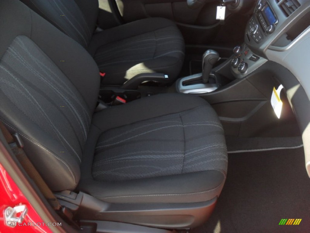 2012 Sonic LT Hatch - Victory Red / Jet Black/Dark Titanium photo #20