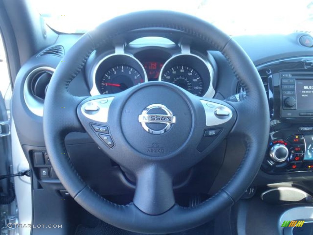 2012 Nissan Juke SV Gray/Silver Trim Steering Wheel Photo #58911241