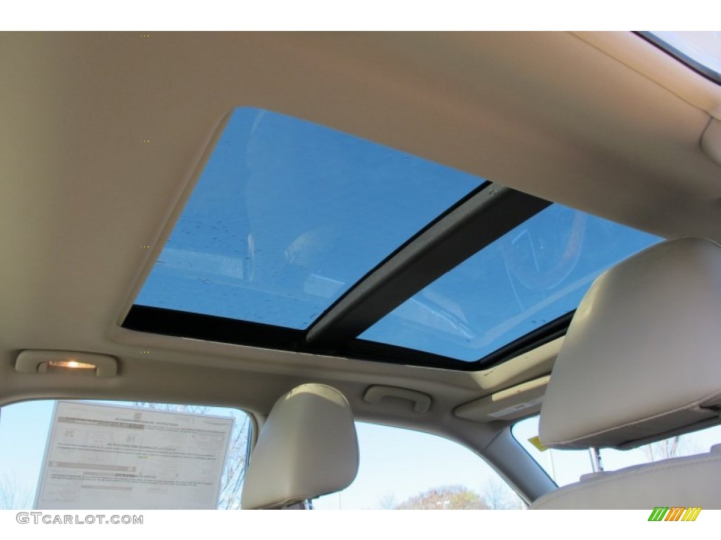 2012 Chrysler 300 C Sunroof Photo #58911466